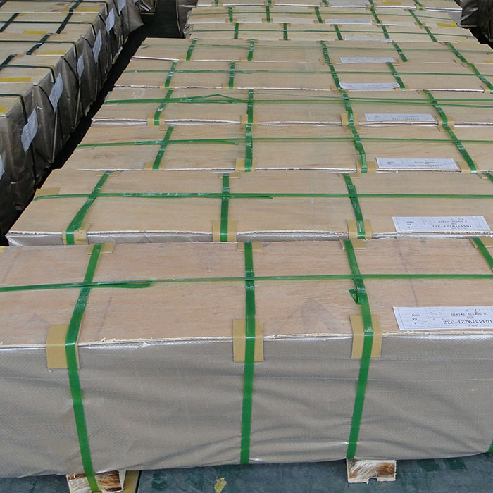 How to judge the quality of stainless steel sheet by appearance?